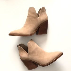 TAN BOOTIES